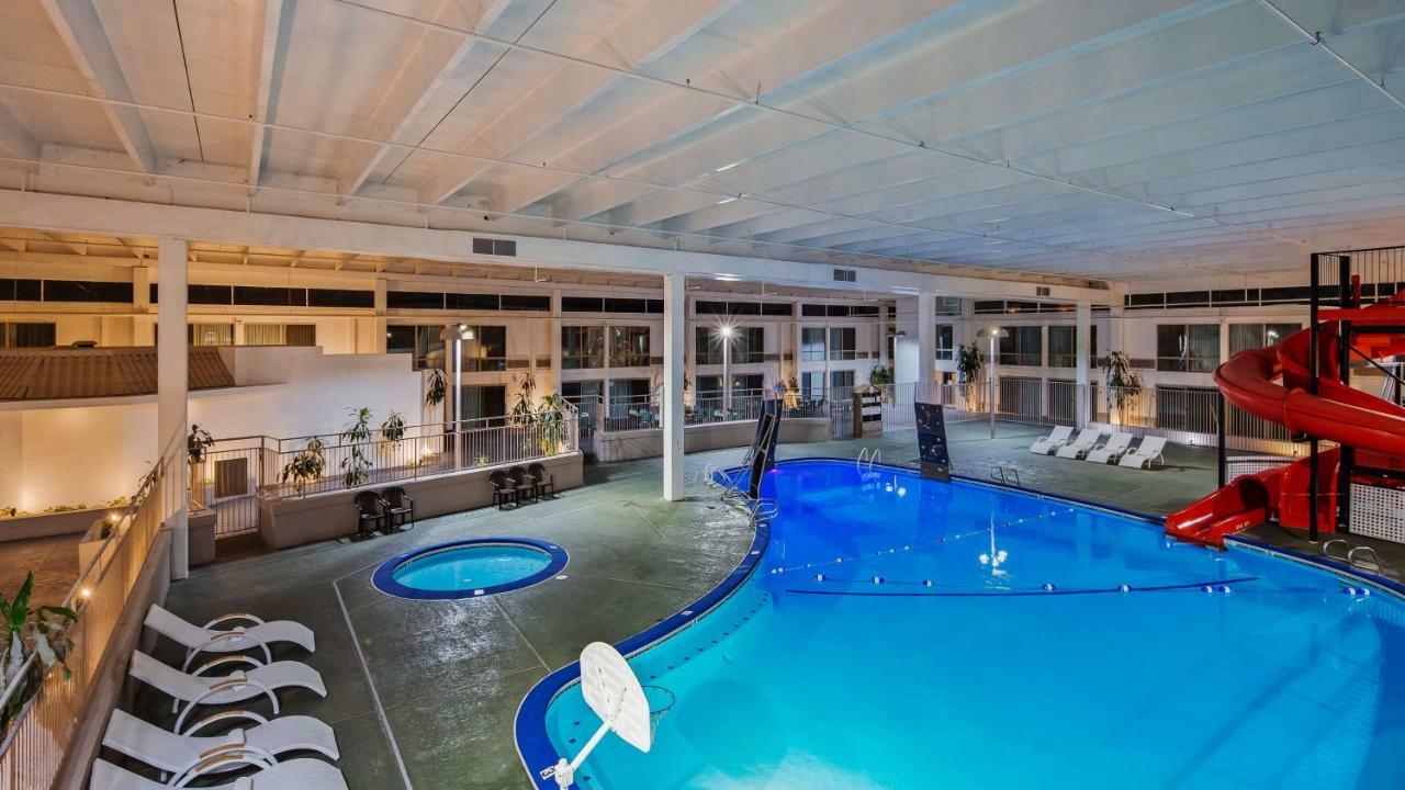 Western Columbia River Hotel&conference Center 3*